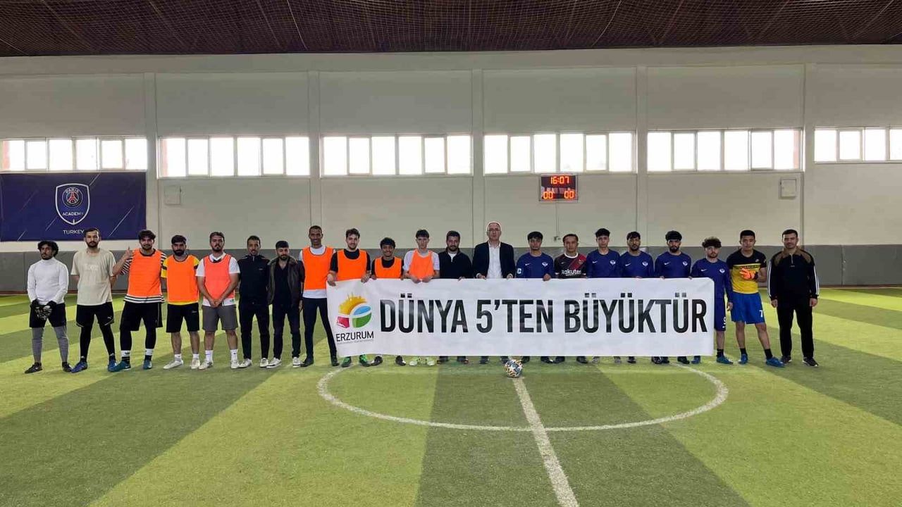 Erzurum'da Mini Dünya Kupası: Uluslararası Öğrenciler Kardeşlik İçinde Buluştu