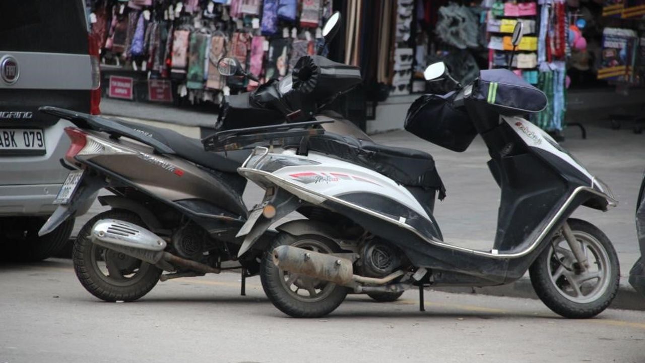 Erzurum'da Nisan Ayı Motorlu Kara Taşıtları: Toplam 155.563, Motosiklet 9.228