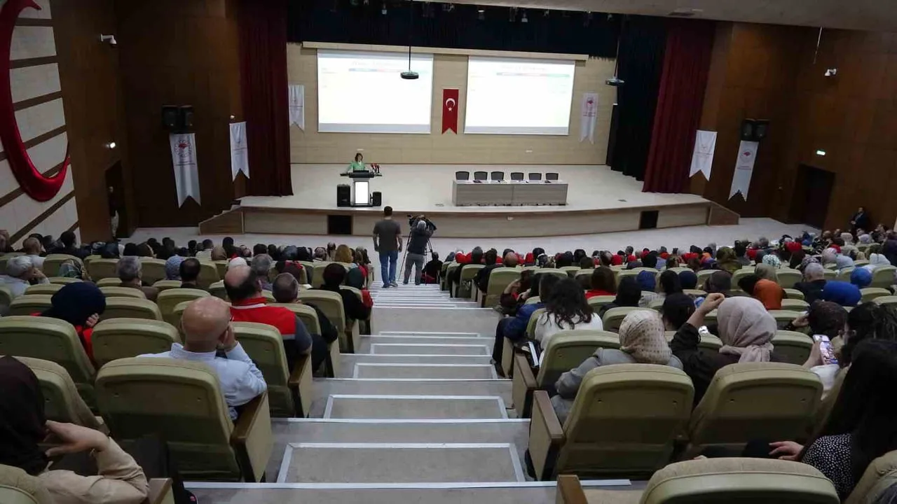 Erzurum'da "Tam Buğday Ekmeği Yaygınlaştırma Kampanyası" tanıtım toplantısı yapıldı