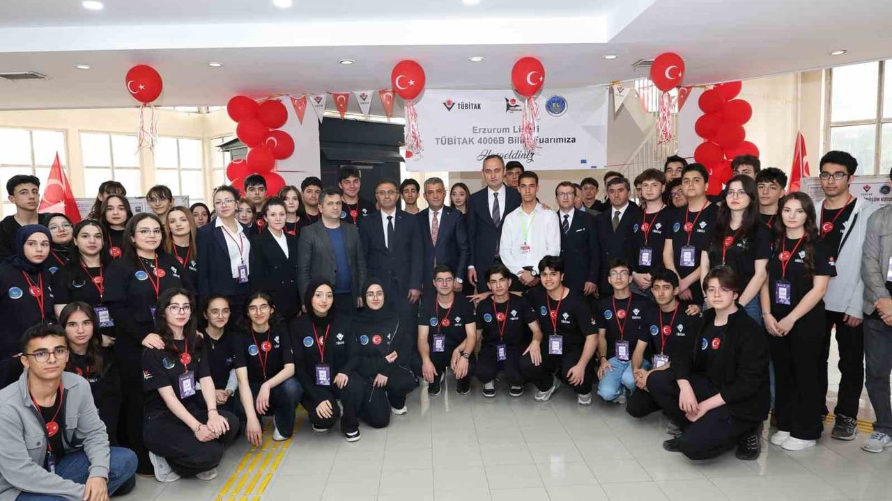 Erzurum Lisesi'nin TÜBİTAK 4006-B Bilim Fuarı'nda 19 Proje Sergisi