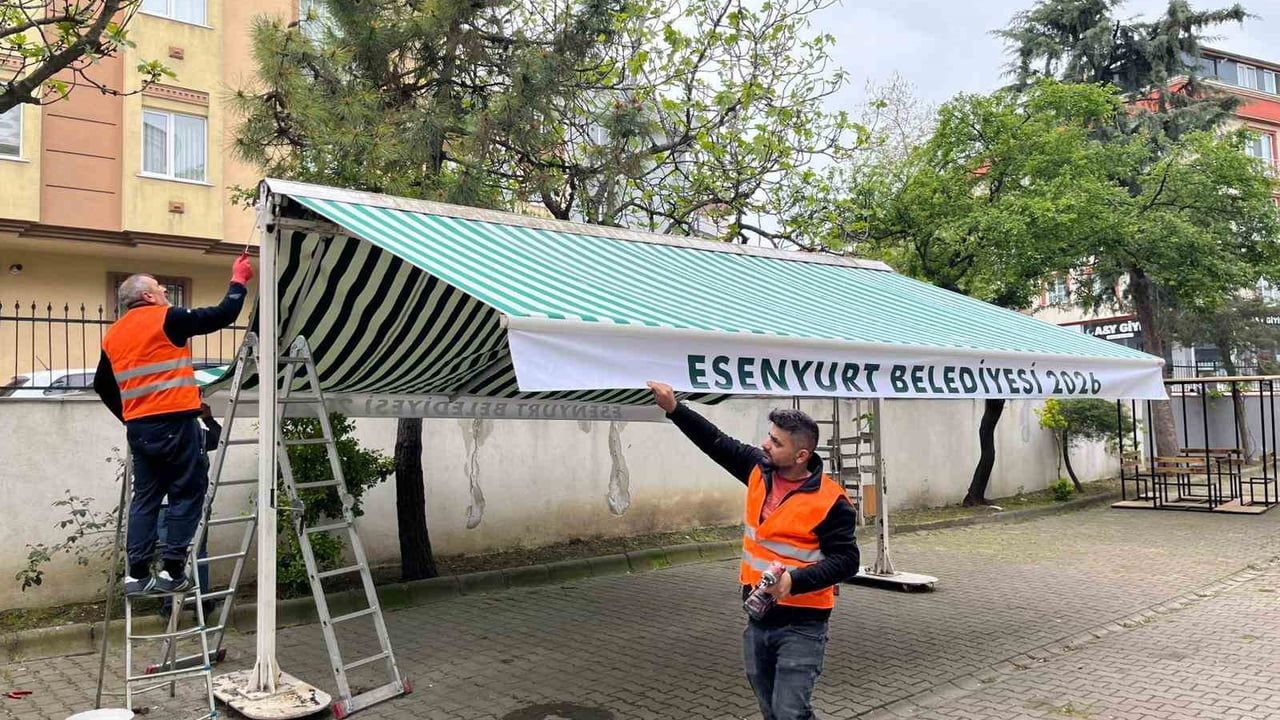 Esenyurt’ta camilerde kapsamlı bakım ve tente yenileme çalışmaları