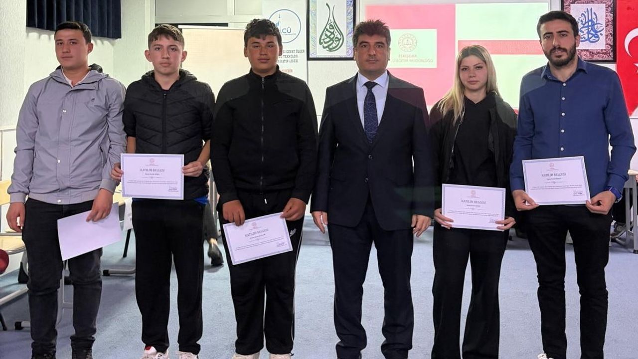Eskişehir'de Kur’an-ı Kerim Güzel Okuma ve Dini Bilgiler Yarışmalarında İl Birincileri Belirlendi