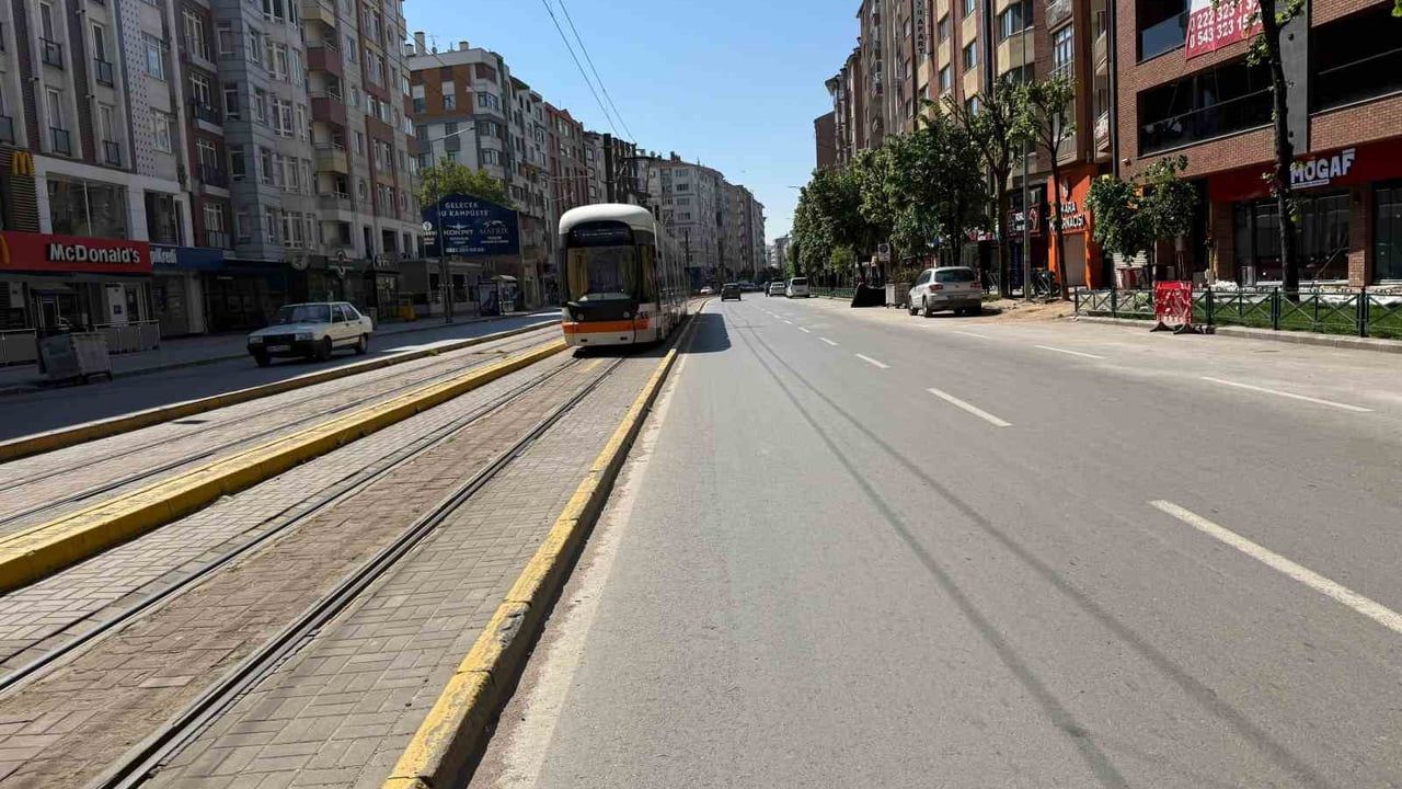 Eskişehir'de Kurban Bayramı'nın İlk Günü: Cadde ve Sokaklarda Sessizlik