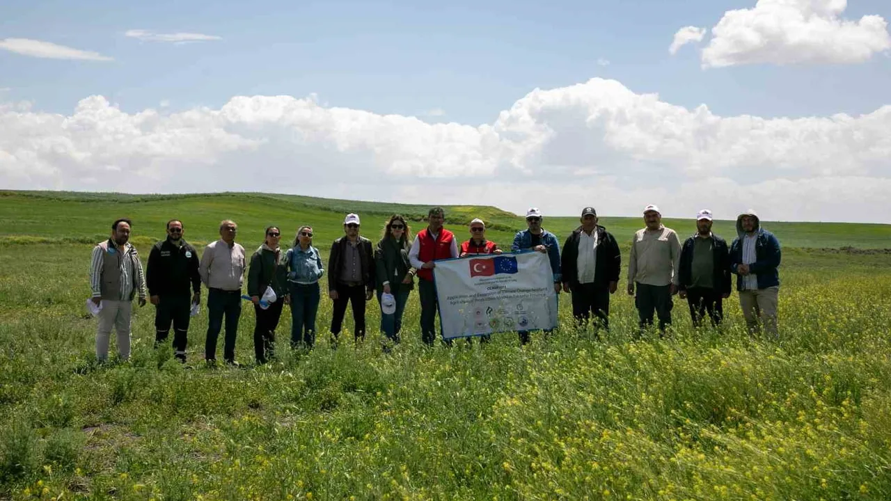 Eskişehir Yıldızören meralarında ıslah çalışmaları tamamlanıyor: 500 bin m² gübreleme ve çok yıllık mera ekimi