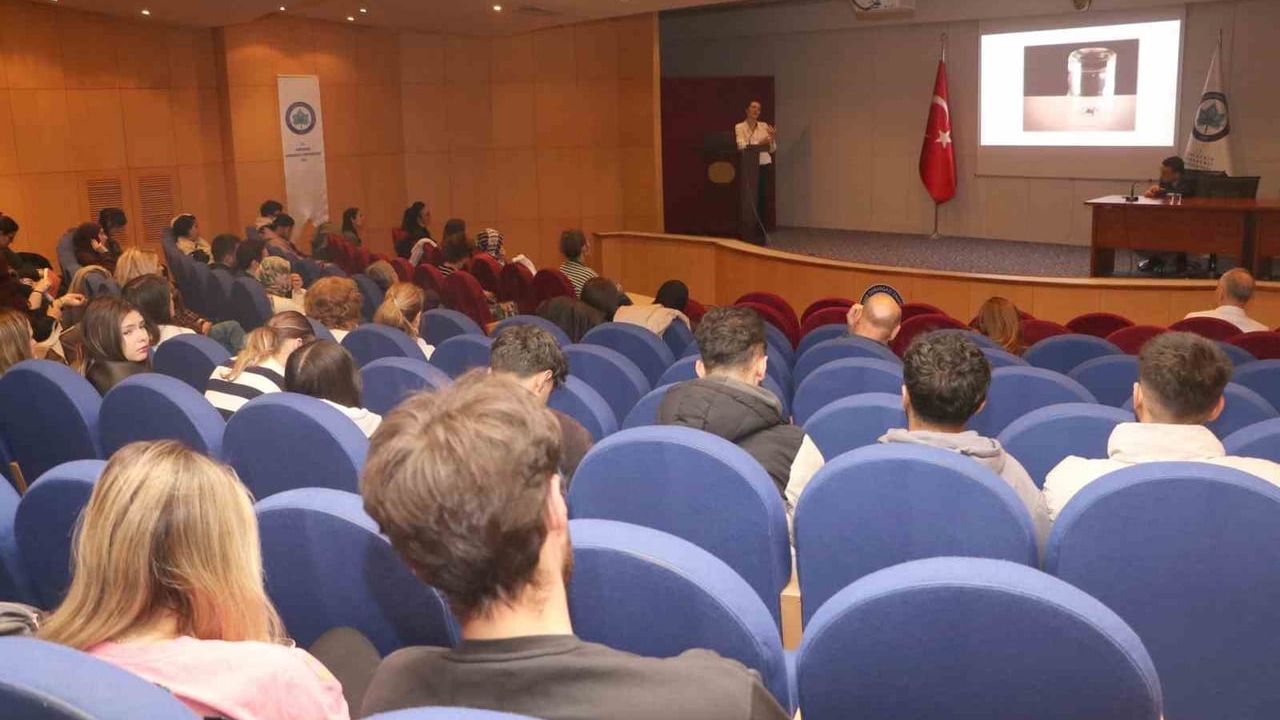 ESOGÜ'de 'Geç Kalmadan Önlem Al' Sloganıyla Sağlıklı Yaşlanma Paneli