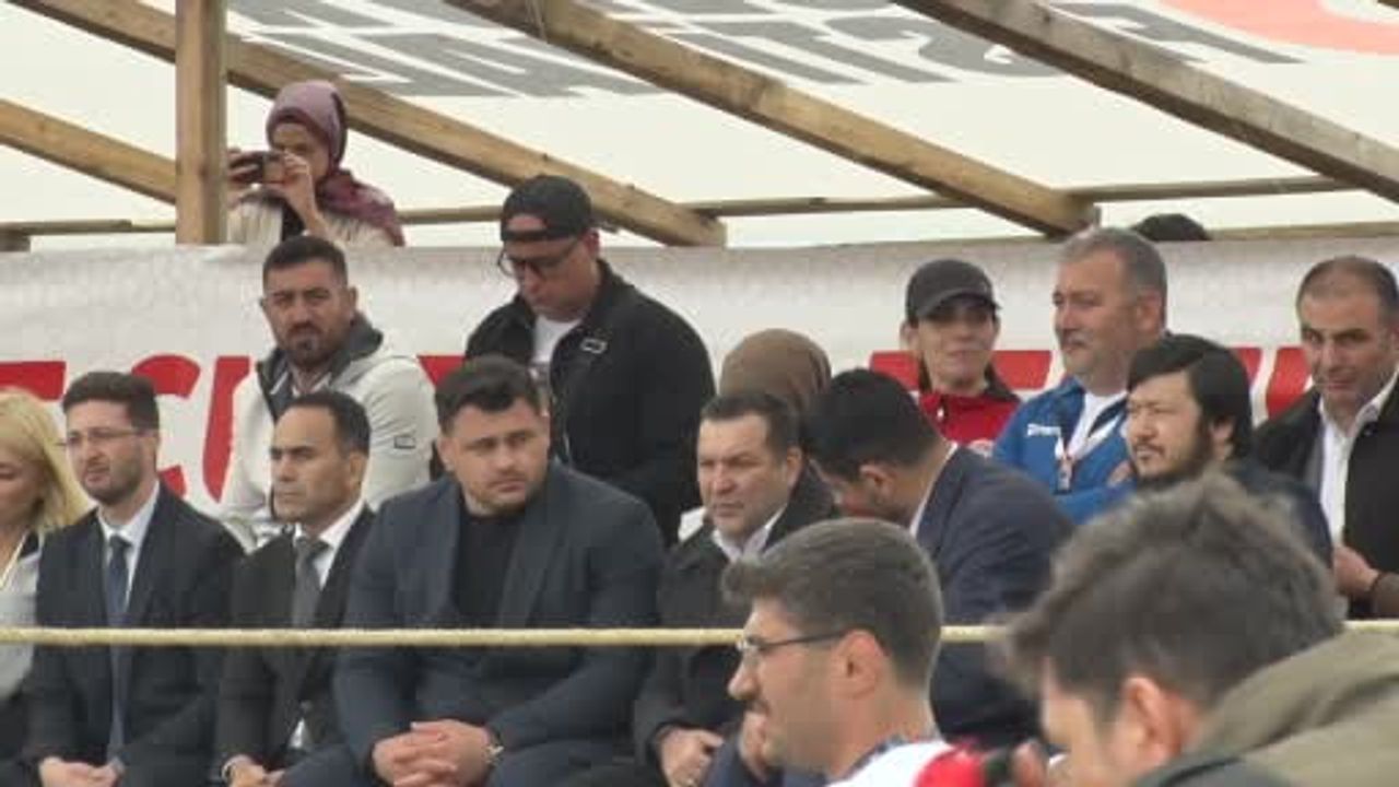Etnospor Kültür Festivali'nde ilk Uluslararası Güreş Kupası düzenlendi