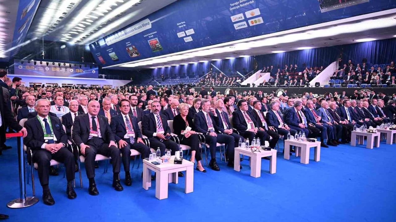 ETSO heyeti TOBB 82. Mali Genel Kurulu'na katıldı