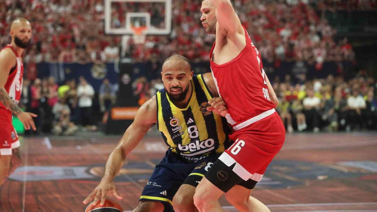 Euroleague Final Four: Olympiakos 79-61 Fenerbahçe Beko — Atina'da yarı final