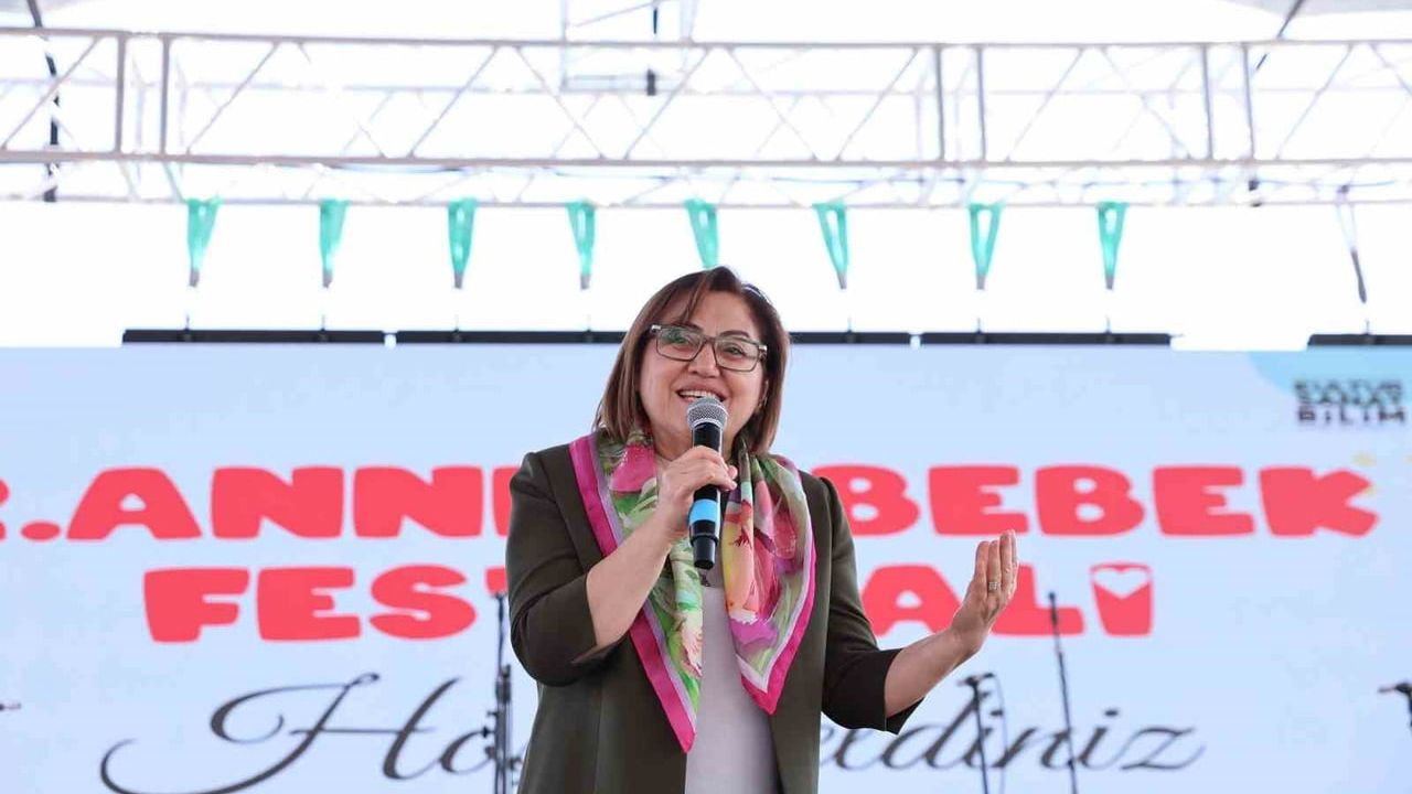 Fatma Şahin Anne Bebek Festivali’nde anneler ve çocuklarla bir araya geldi