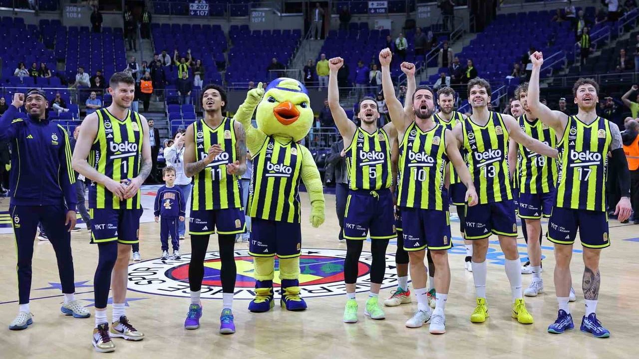 Fenerbahçe Beko Final Four'da: Hedef Üst Üste 2. ve Toplam 3. EuroLeague Şampiyonluğu