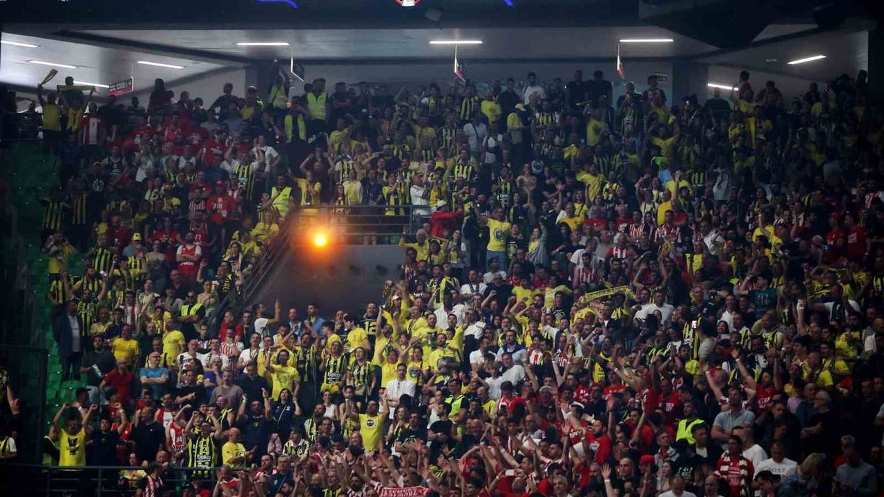 Fenerbahçe'den EuroLeague'e resmi başvuru: Atina Final Four'daki biletleme ve organizasyon aksaklıkları