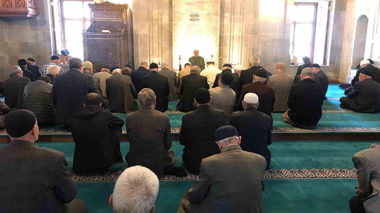 Feridun Fazıl Özsoy, vefatının 40. gününde Erzurum'da anıldı