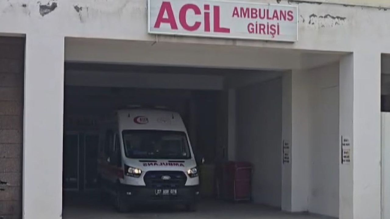 Gaziantep İslahiye'de iki otomobil çarpıştı: 1'i ağır 5 yaralı