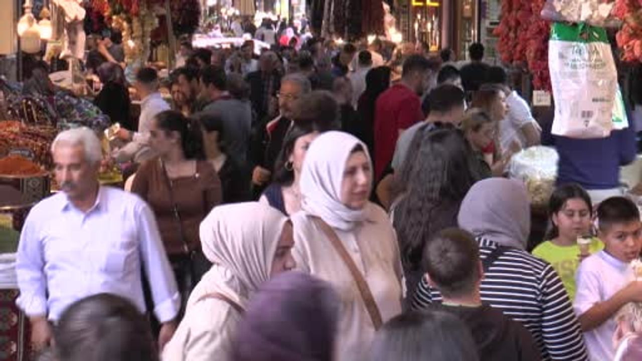 Gaziantep'te 9 günlük Kurban Bayramı tatili çarşıları ve turizmi canlandırdı