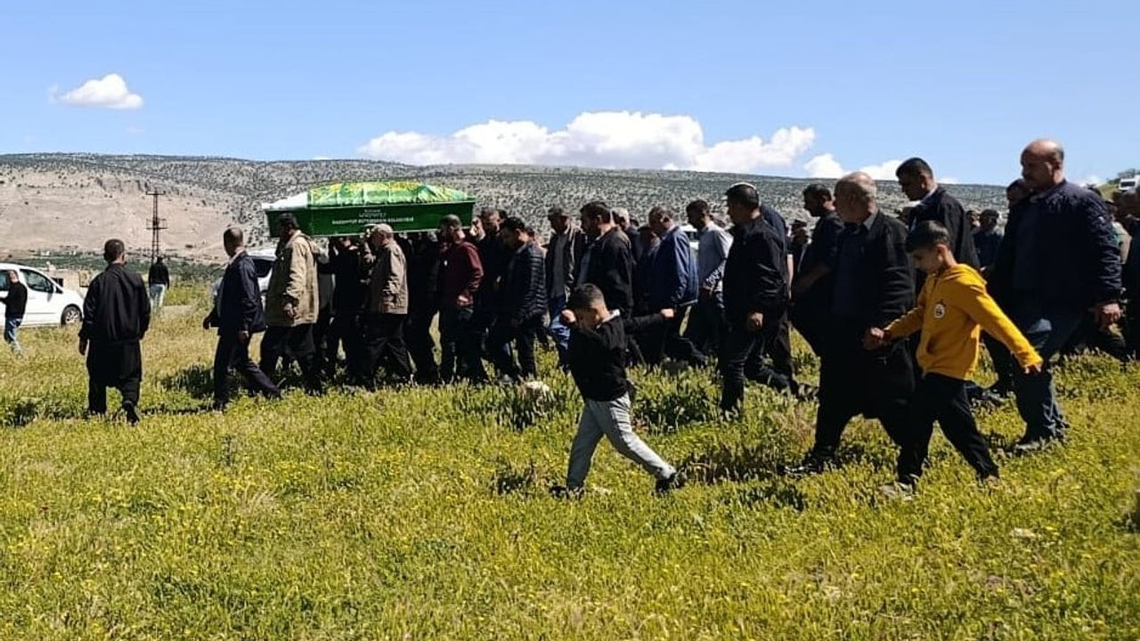 Gaziantep’te geri manevra sonucu 1,5 yaşındaki çocuk hayatını kaybetti