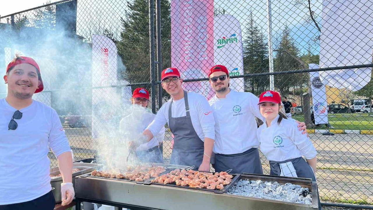 Gedik Piliç, Bolu’daki Ulusal Aşçılık Kampı'nın ana sponsoru oldu