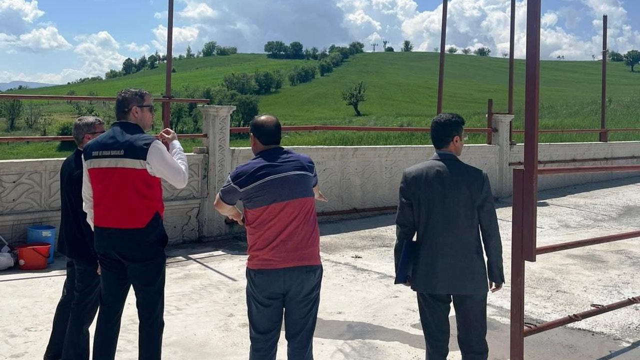 Gediz'de Kurban Bayramı Öncesi Geçici Kurban Kesim Alanlarında Denetim