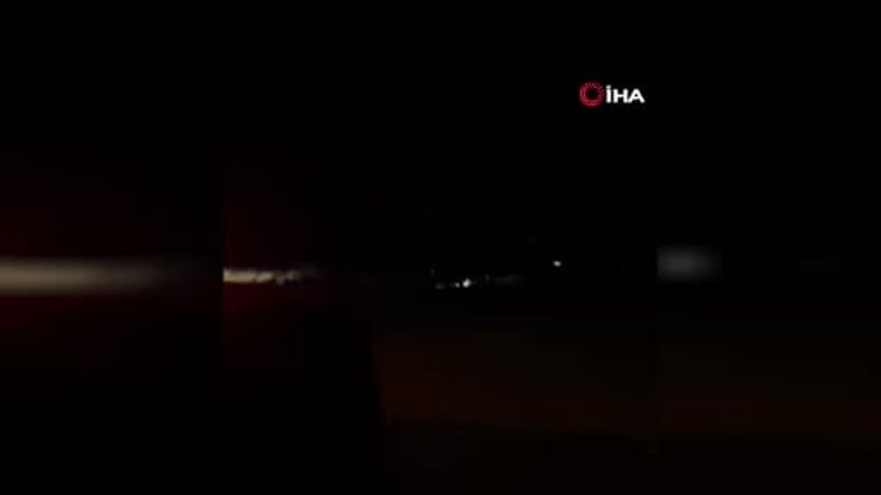 Gelendost'ta yıkılan metruk evin molozunda Kurtuluş Savaşı'na ait el bombası bulundu