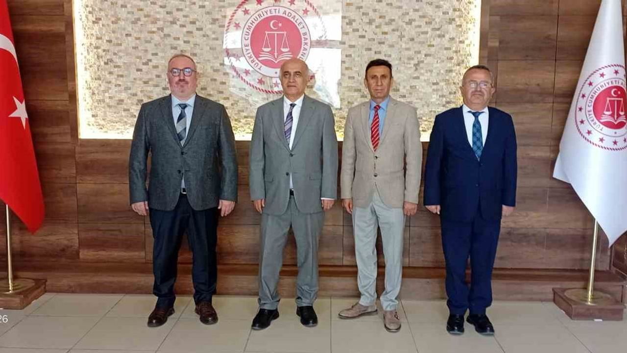 Gemlik Kaymakamı Osman Aslan Canbaba ve Doç. Dr. Metin Bilgin, Gemlik Açık Ceza İnfaz Kurumu’nu ziyaret etti