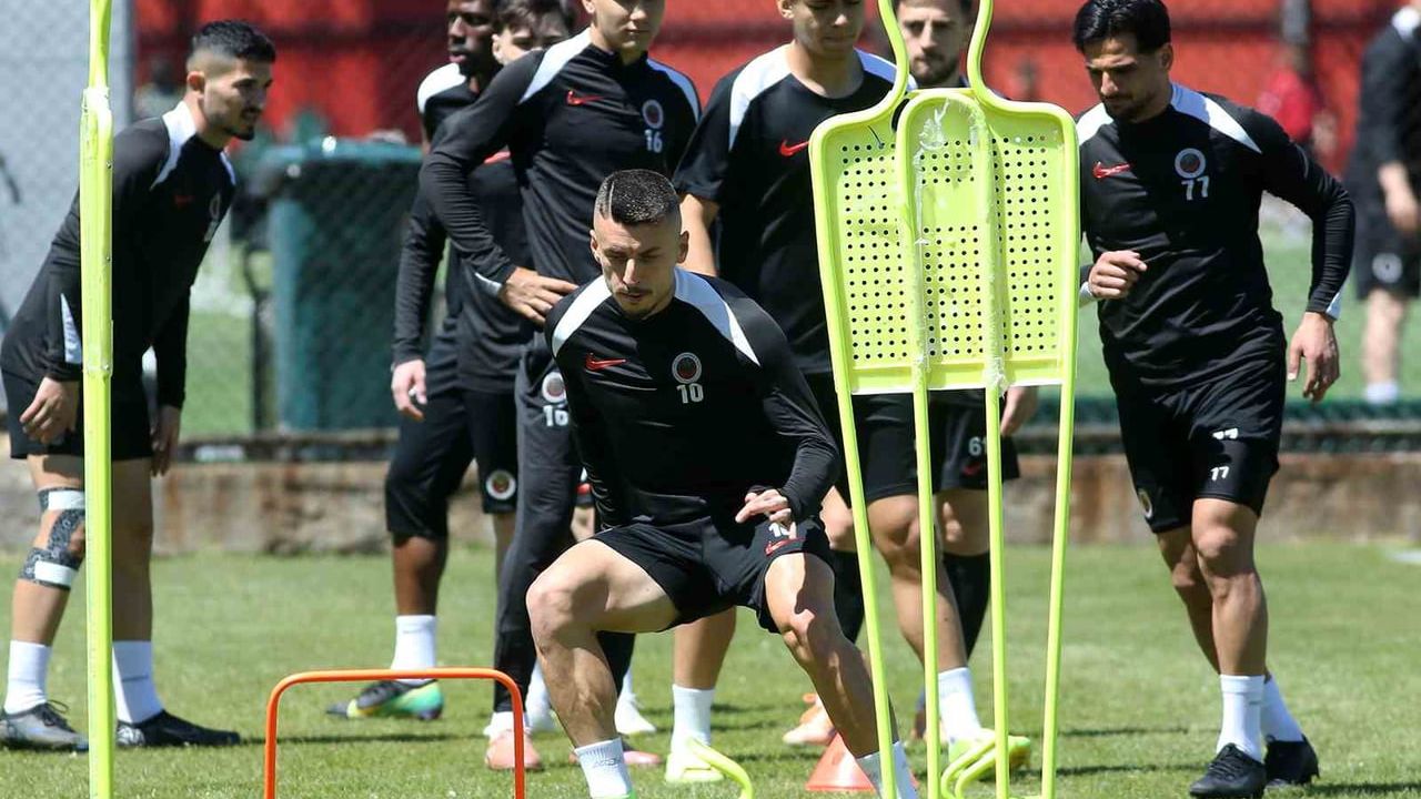 Gençlerbirliği, Trendyol Süper Lig 34. haftasında Trabzonspor deplasmanına hazır
