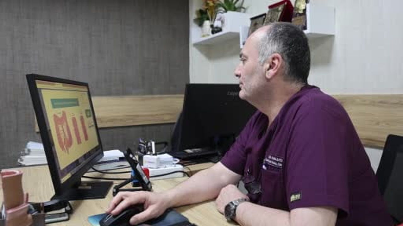 Genel Cerrahi Uzmanı Feridun Baysal: Makatta ağrı, akıntı ve apseler Crohn belirtisi olabilir