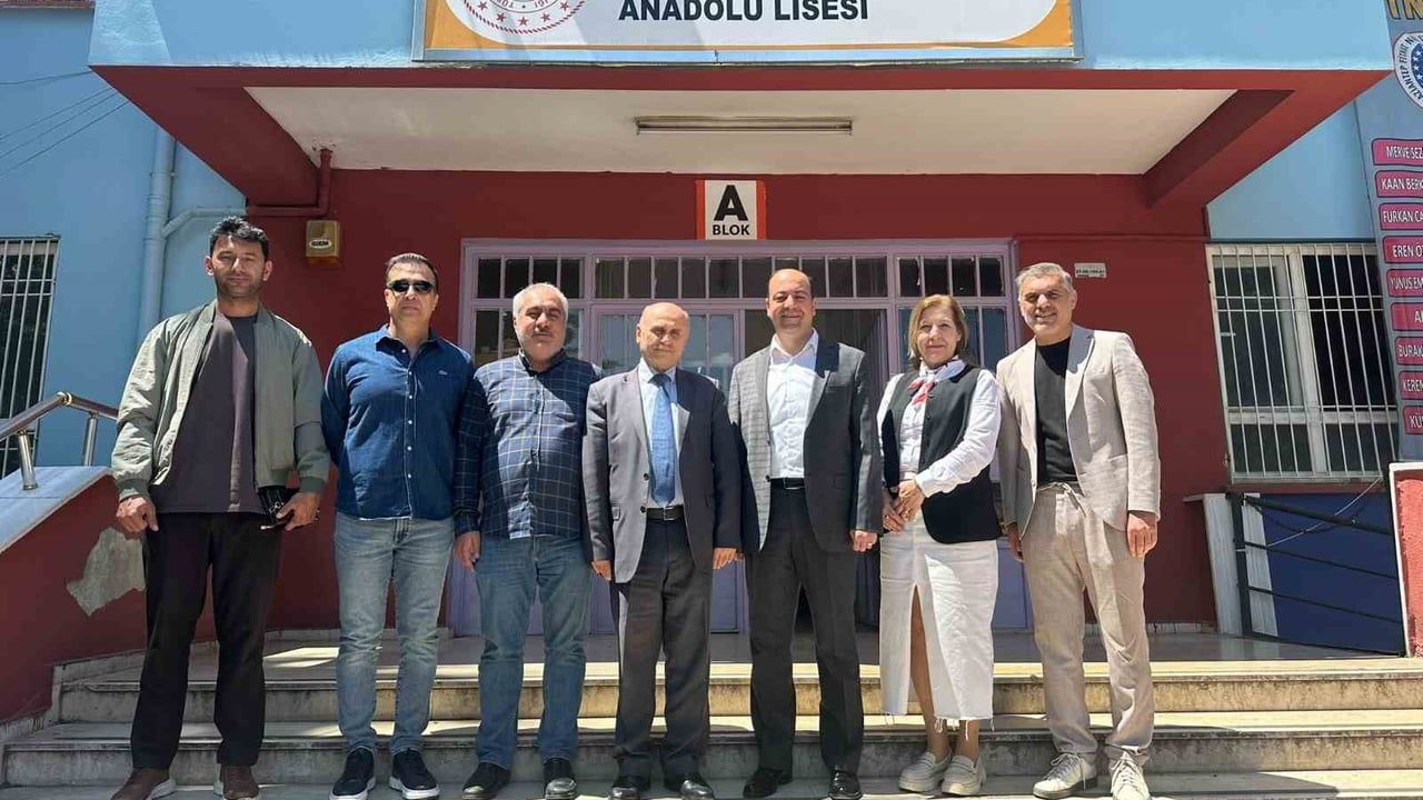 GİBTÜ Bilim Söyleşileri 2025-2026 Dönemini 26 Okulda Tamamladı