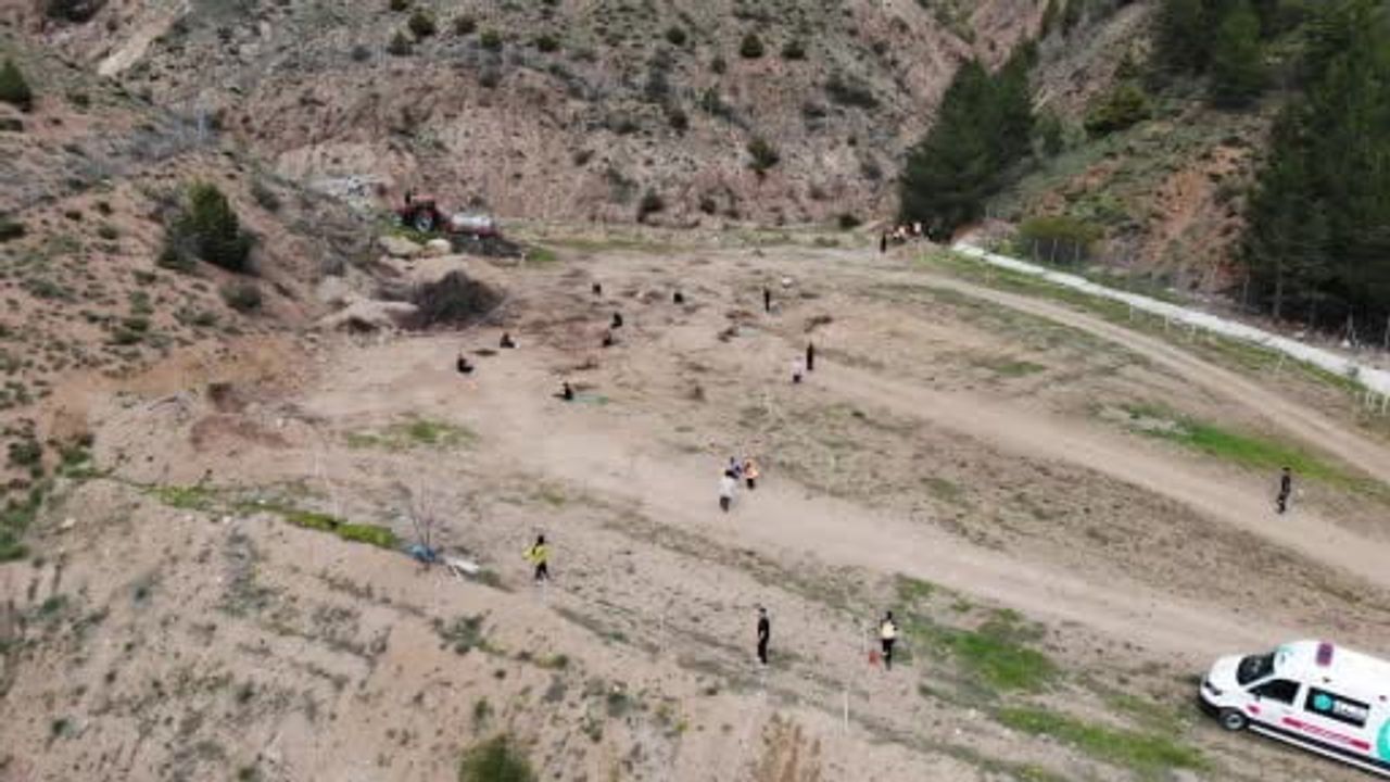 Gümüşhane'de Üniversite Öğrencileri AFAD ve UMKE Destekli Afet Tatbikatında Yarıştı