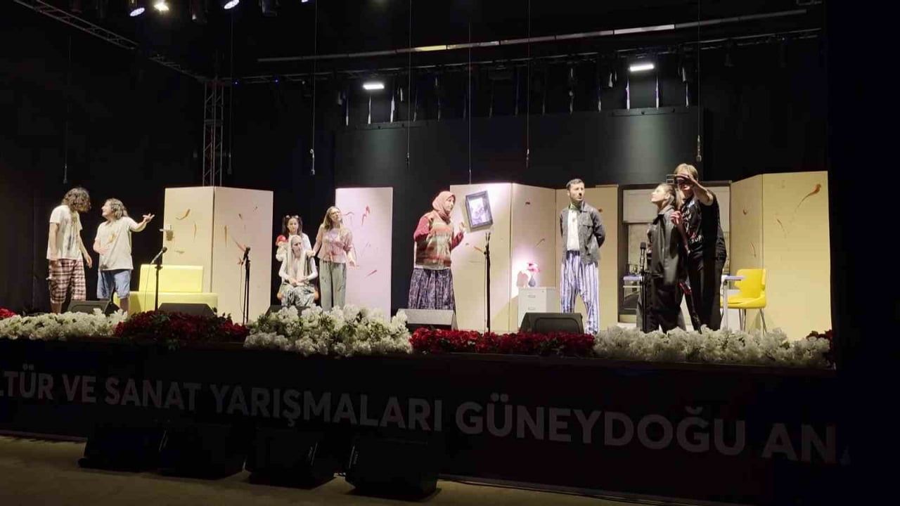 Güneydoğu'nun Sanatsever Gençleri Adıyaman'da Buluştu