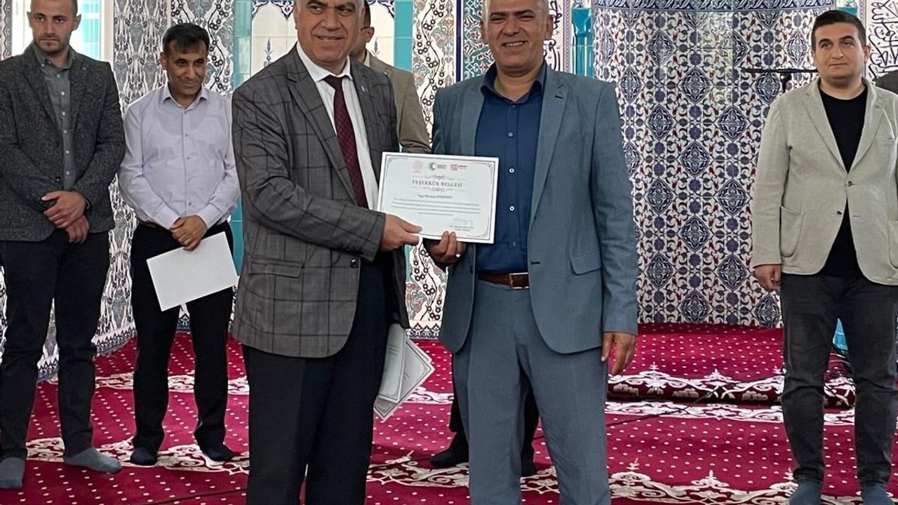 Gürgenli Ortaokulu'ndan Kur'an-ı Kerim Yarışmasında İl Birinciliği