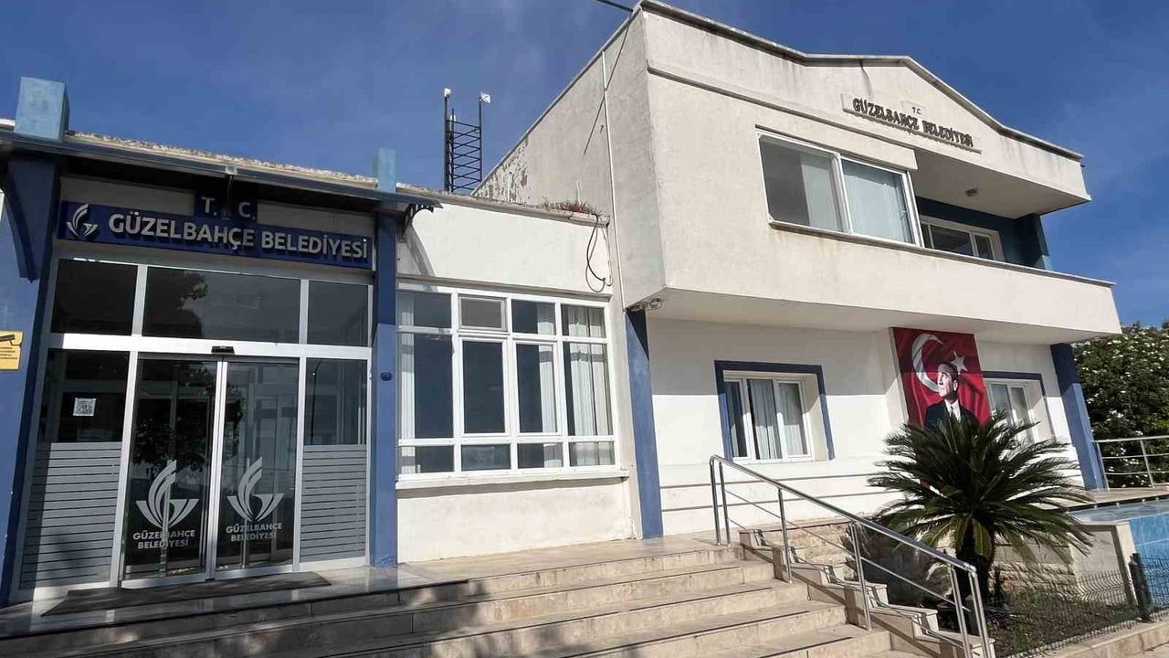 Güzelbahçe Belediye Başkanı Mustafa Günay, rüşvet ve örgüt suçlamasıyla tutuklandı