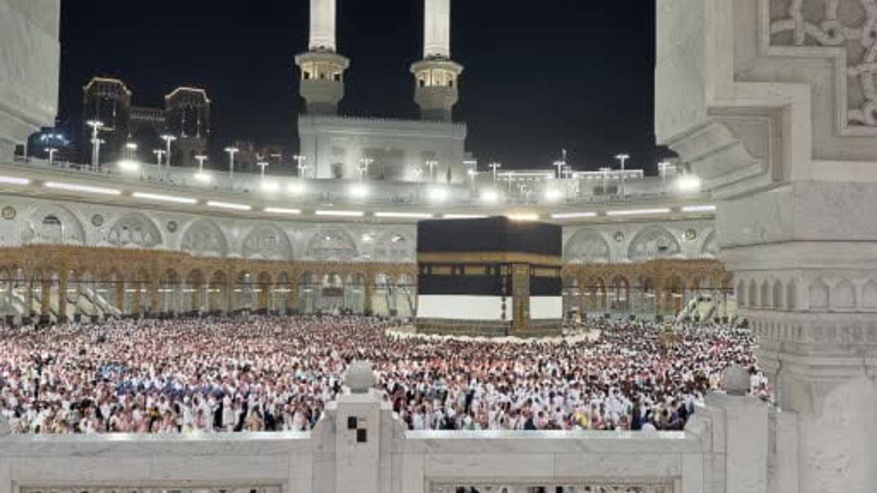 Hacı adayları kafilelerle Mekke ve Medine’ye intikal ediyor; girişler 22 Mayıs 2026'ya kadar tamamlanacak