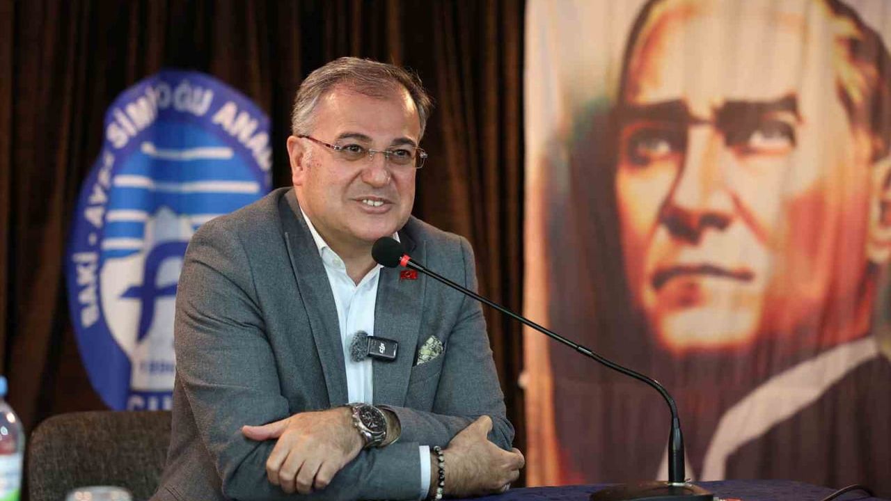 Hacılar Belediye Başkanı Bilal Özdoğan, 'Kariyer Günleri Buluşması'nda Öğrencilerle Buluştu