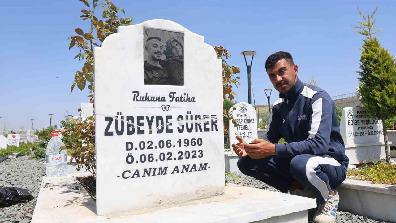 Hatay'da Anneler Günü: Deprem Mezarlığında Buruk Anlar