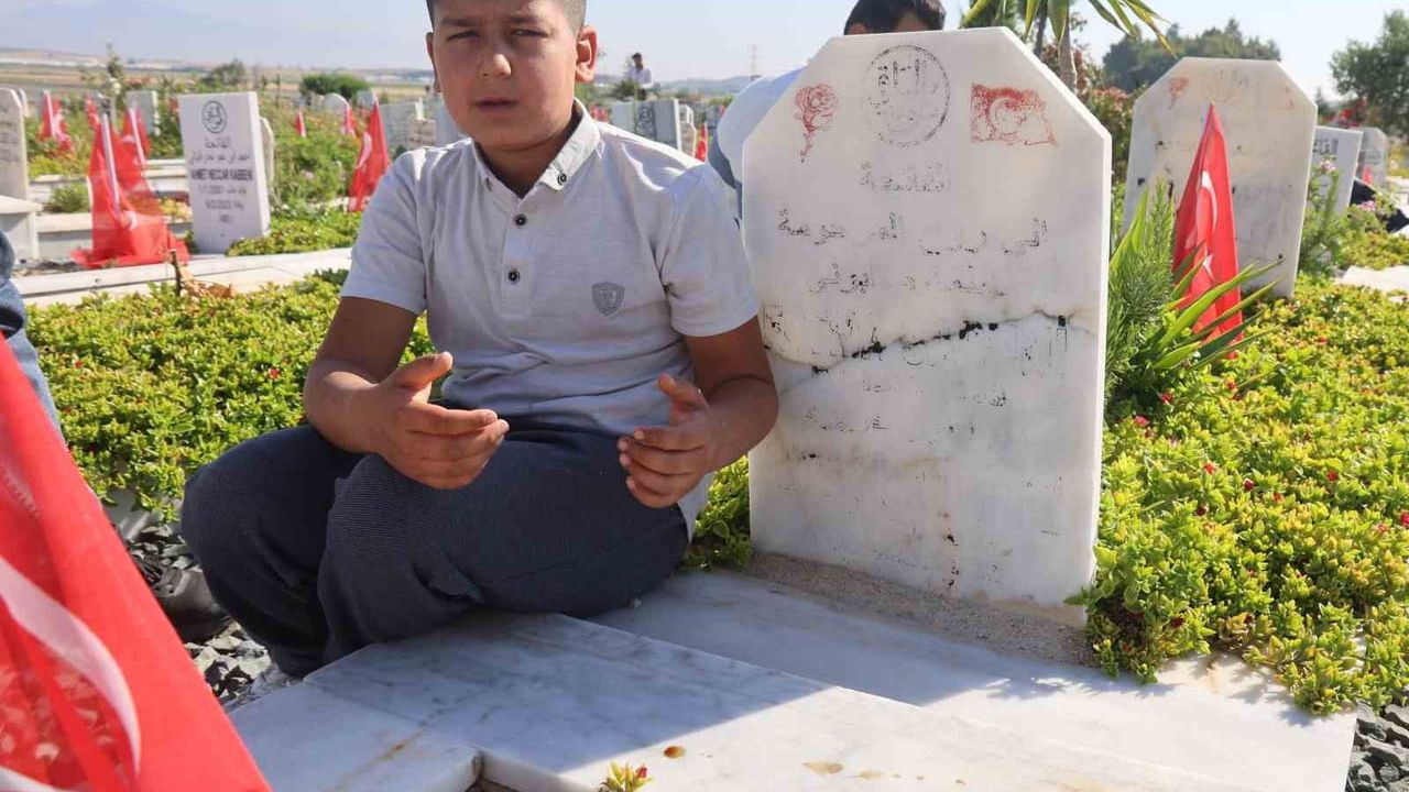 Hatay'da deprem şehitliği ziyaretleriyle buruk geçen Kurban Bayramı