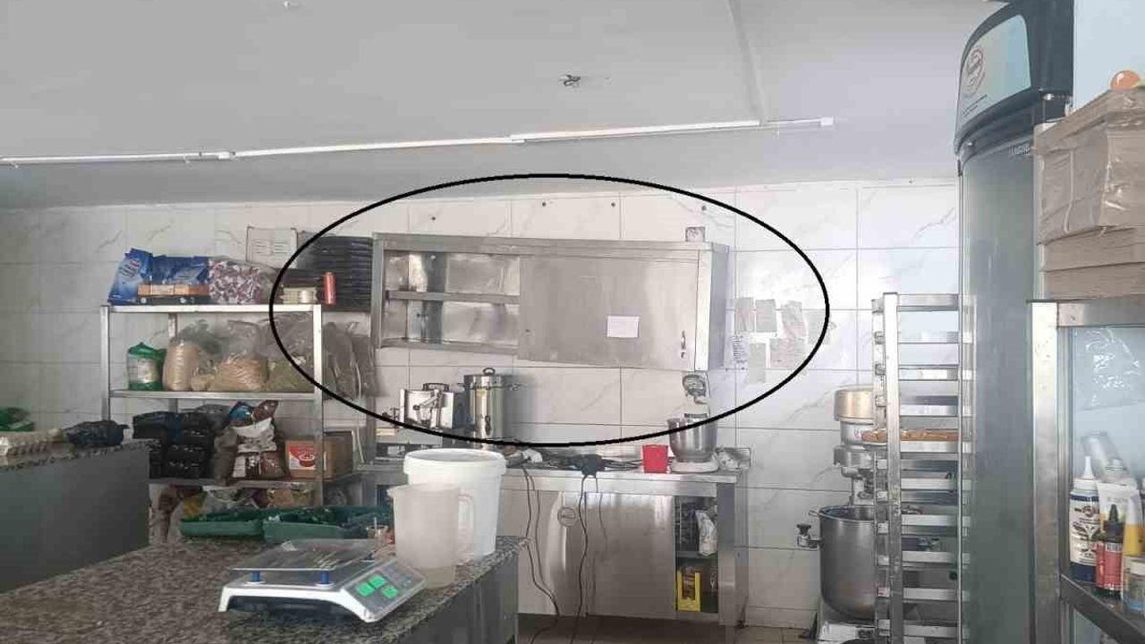 Hatay'da elektrik akımına kapılan stajyer Mahir Buğra Karagön mezarı başında anıldı