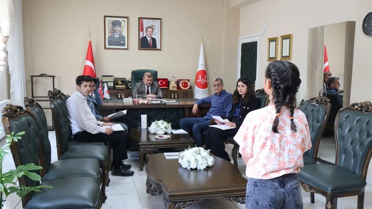 Hatay'da Sevgi Evleri Çocukları için 'Naat' Şiir Yarışması Düzenlendi