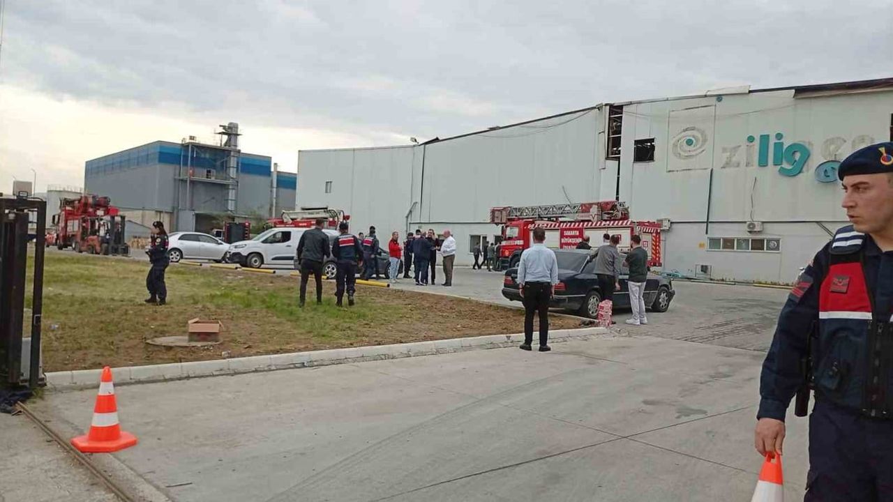 Hendek’te fabrikanın buhar kazanında patlama: 8 işçi yaralandı, 1’i ağır