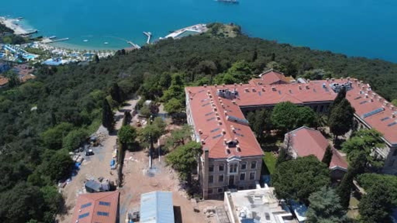 Heybeliada Ruhban Okulu Eylülde Yeniden Açılıyor — Patrik Bartholomeos Atina'da Duyurdu