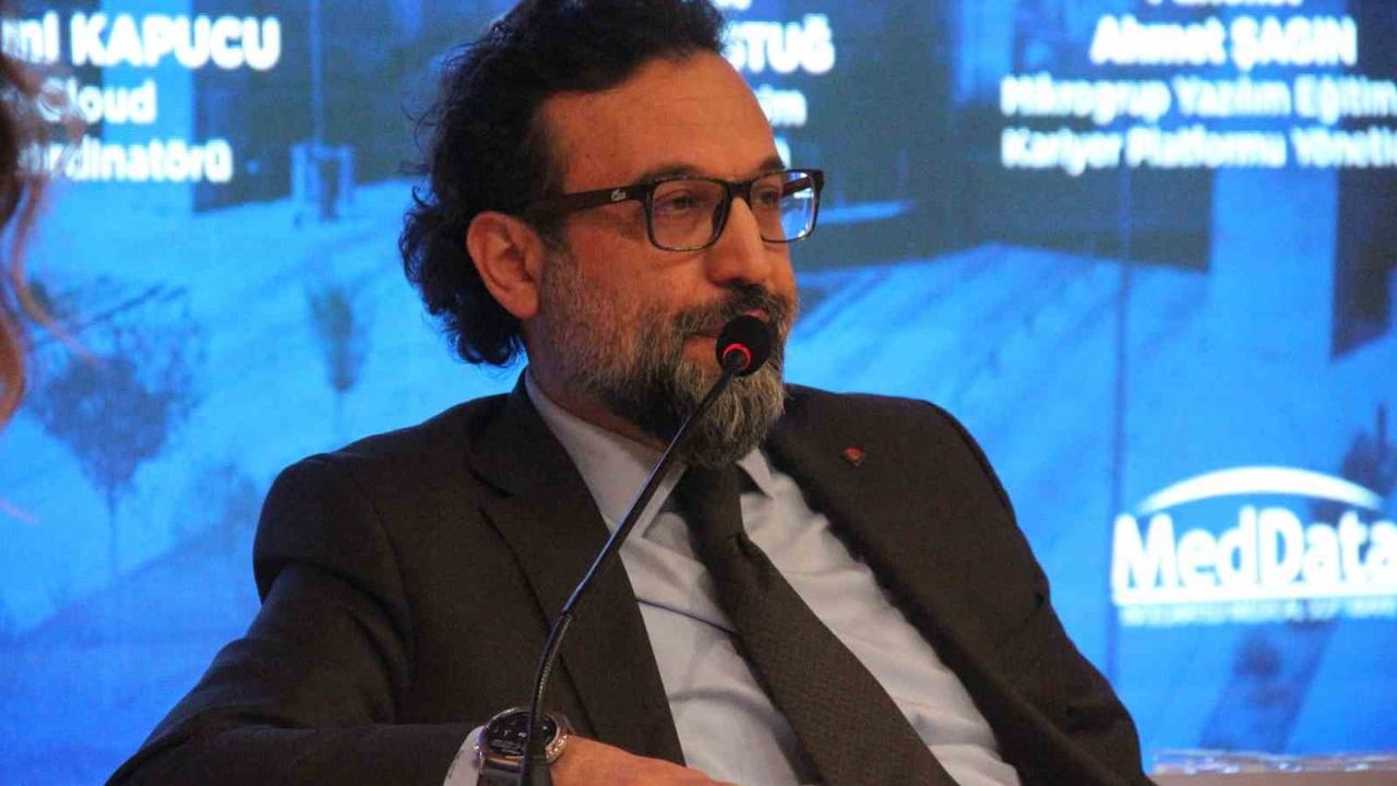 Hitit Üniversitesi'nde 'Sektör Kampüste Kariyer Buluşmaları' ile sektör profesyonelleri öğrencilerle buluştu
