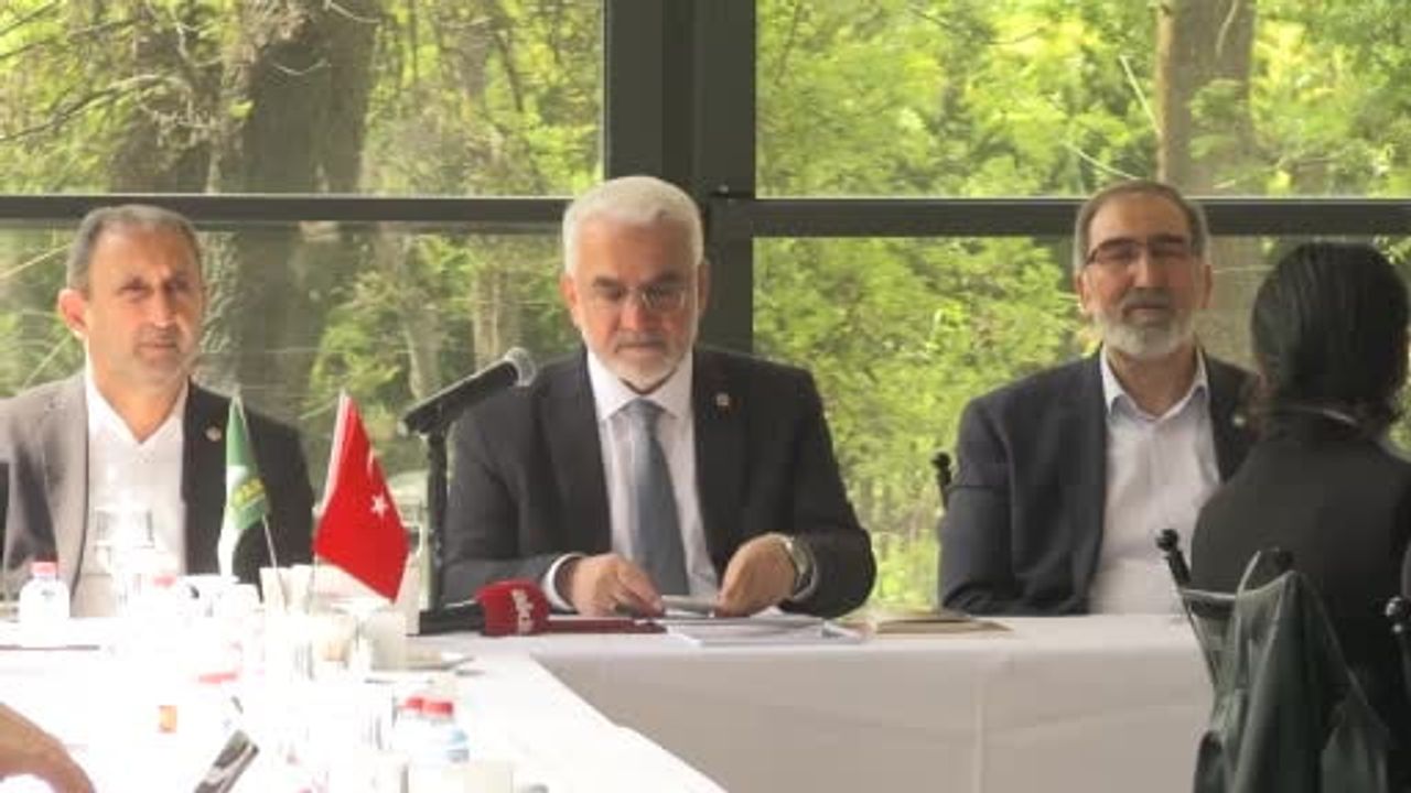 HÜDA-PAR Genel Başkanı Yapıcıoğlu: Başıboş köpek sorunu için tedbir ve gerektiğinde itlaf seçeneği konuşulmalı