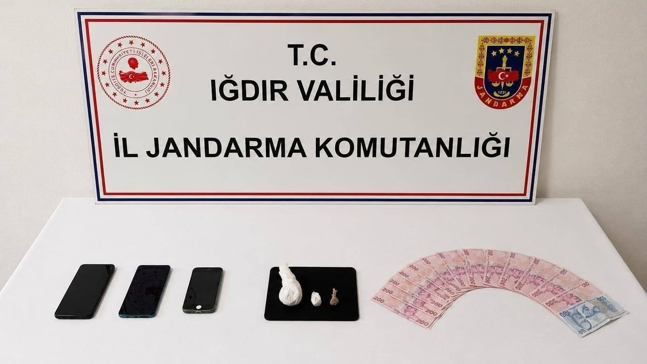 Iğdır'da uyuşturucu operasyonu: 2 gözaltı, 1 kişi tutuklandı
