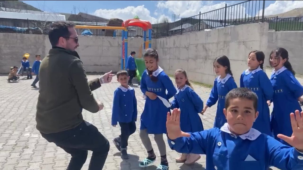 Iğdır Tuzluca'da Gülahmet İlkokulu'nda Şevko Oyunu İlgi Topladı