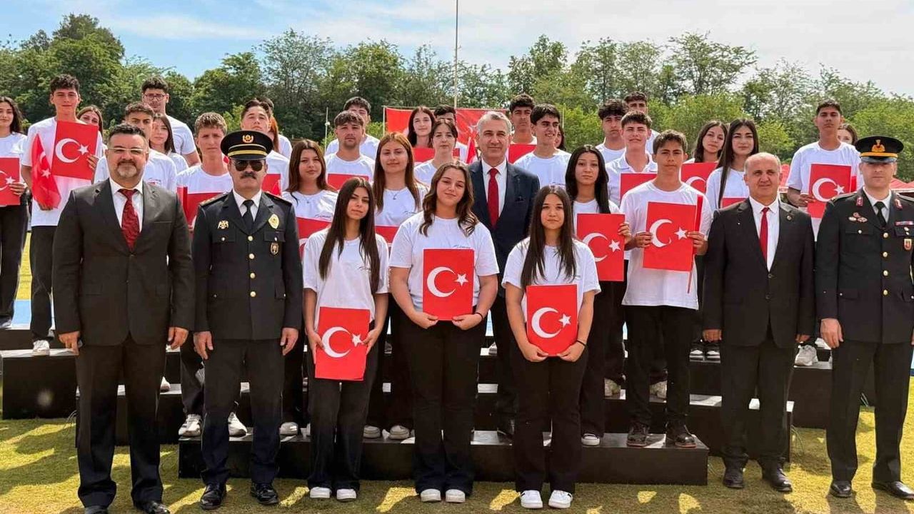 İncirliova’da 19 Mayıs Atatürk’ü Anma, Gençlik ve Spor Bayramı coşkuyla kutlandı