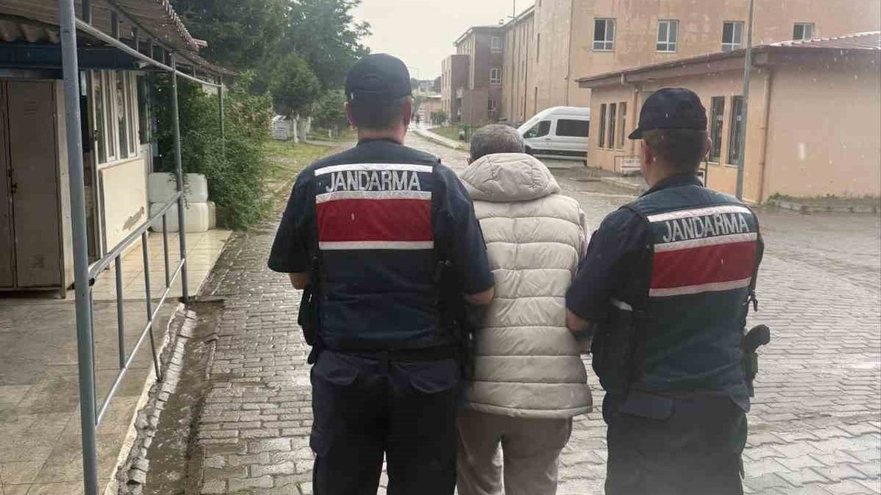 İncirliova'da 22 yıl 7 ay 15 gün hapis cezası bulunan hükümlü jandarma tarafından yakalandı