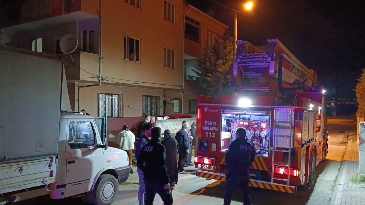 İnegöl'de eski eşinin evine molotofkokteyli atıldı, yangın çıktı