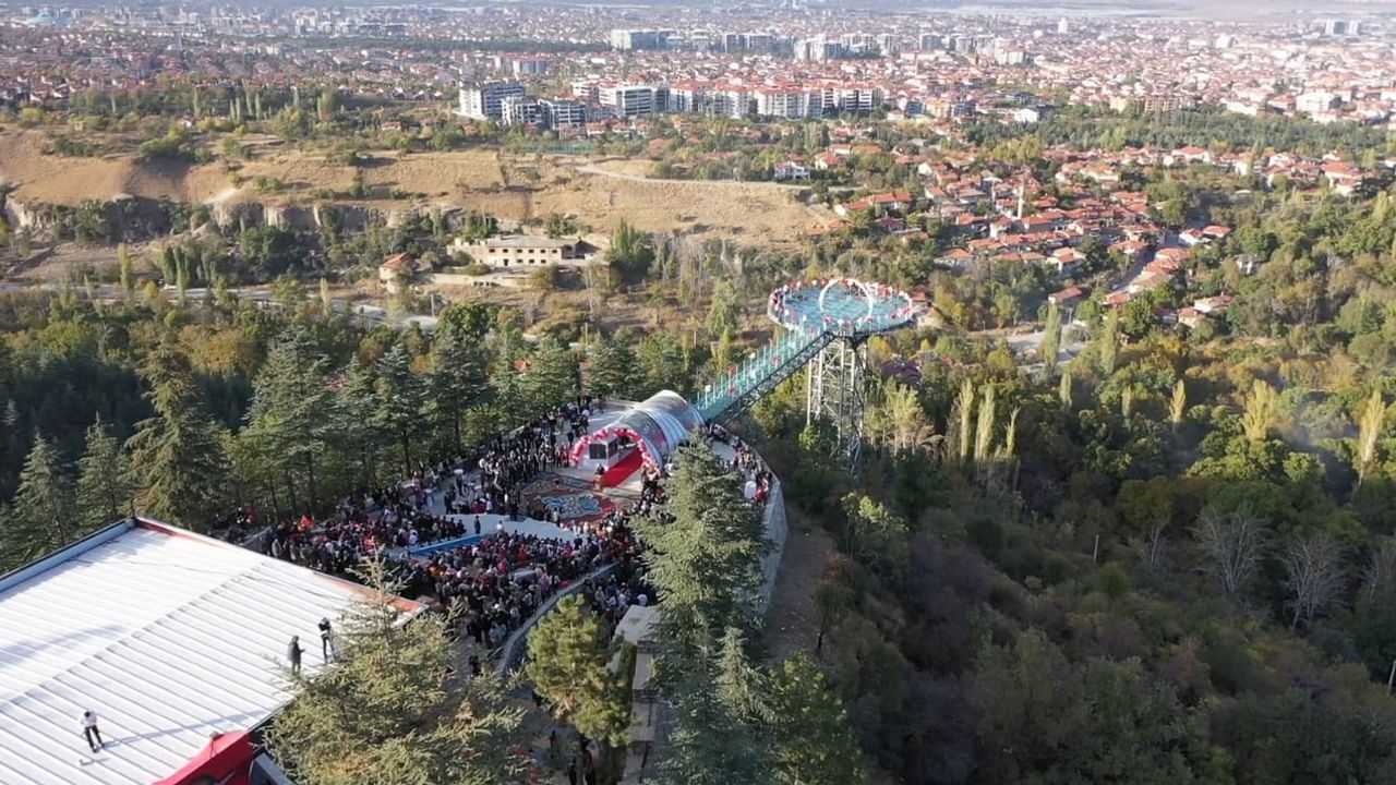 Isparta Kirazlıdere Cam Seyir Terası 3 Yılda Yaklaşık 1 Milyon 100 Bin Ziyaretçi Ağırladı