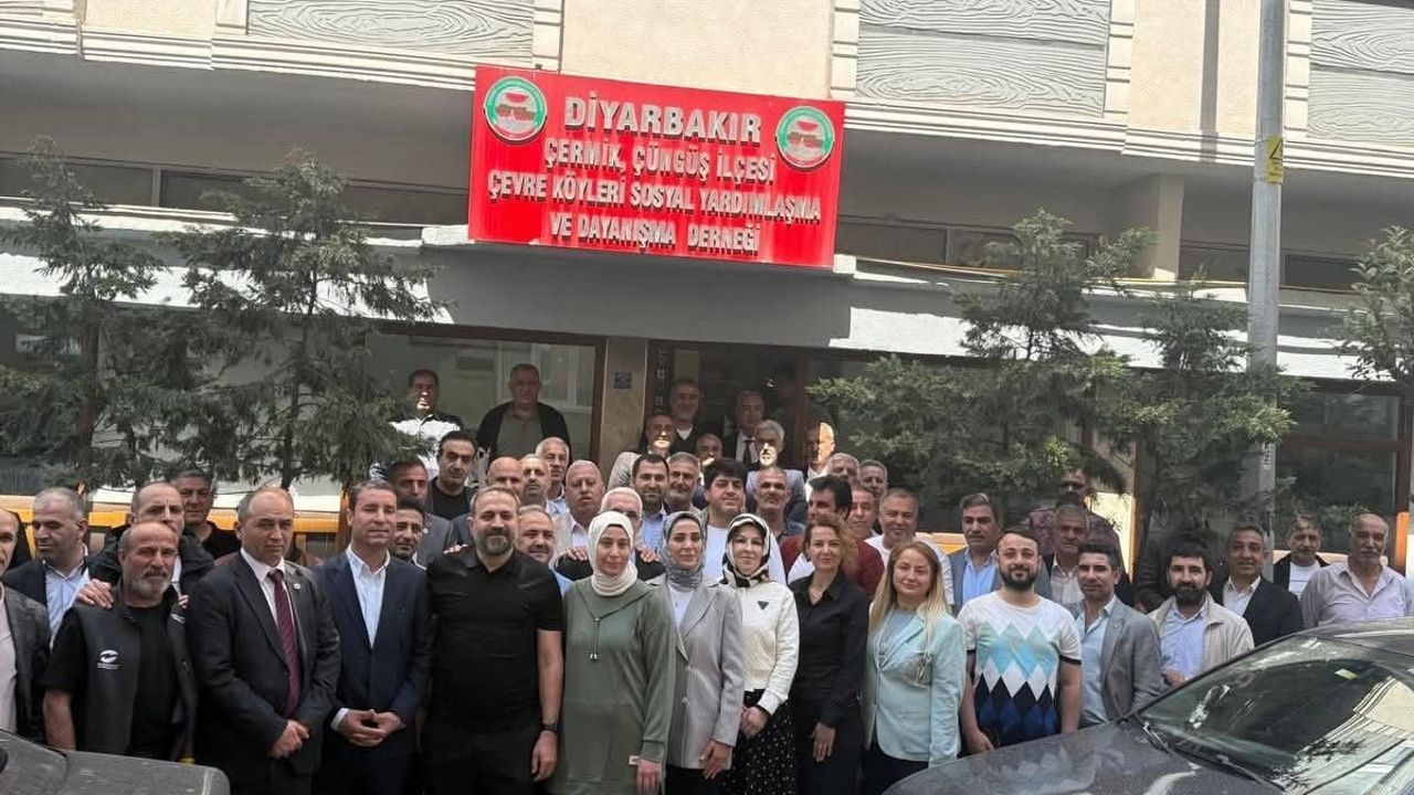 İstanbul'da Diyarbakırlılar Zeytinburnu Şubesi'nin Kahvaltı Etkinliğinde Buluştu
