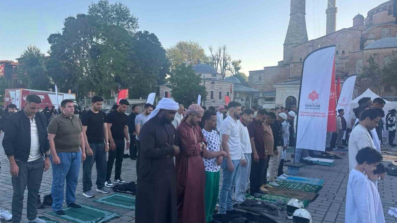 İstanbul’da Kurban Bayramı namazı Ayasofya-i Kebir Cami-i Şerifi’nde eda edildi