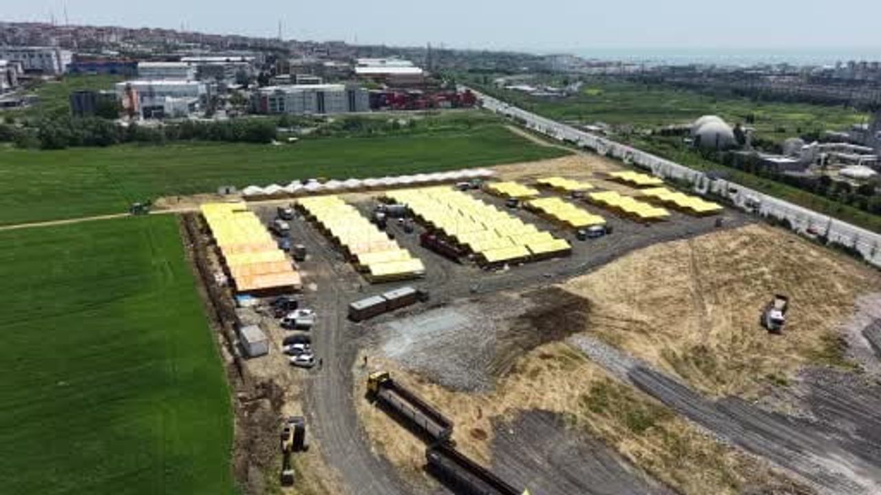 İstanbul’da Kurban Pazarı Kuruluyor: Avcılar’da Binlerce Hayvan Çadırları Doldurdu