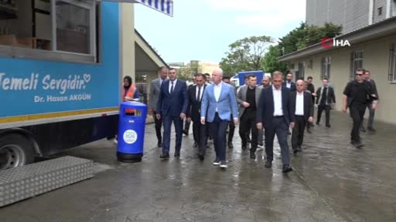 İstanbul Valisi Davut Gül, Abdulbaki Demirel için düzenlenen mevlide katıldı